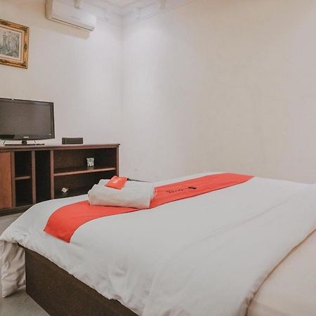 Reddoorz Premium @ Jalan Pal 10 Jambi Exterior foto