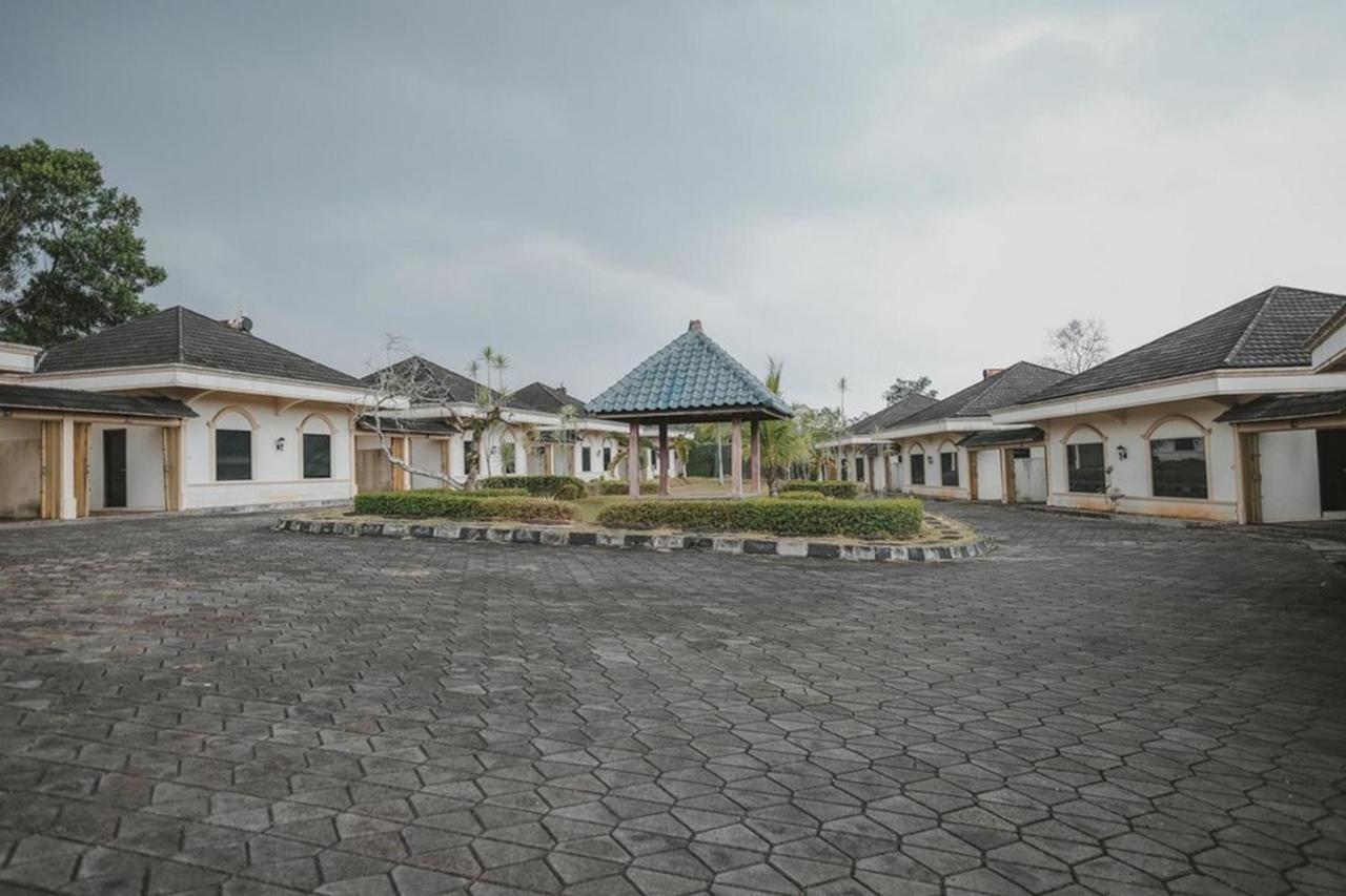 Reddoorz Premium @ Jalan Pal 10 Jambi Exterior foto