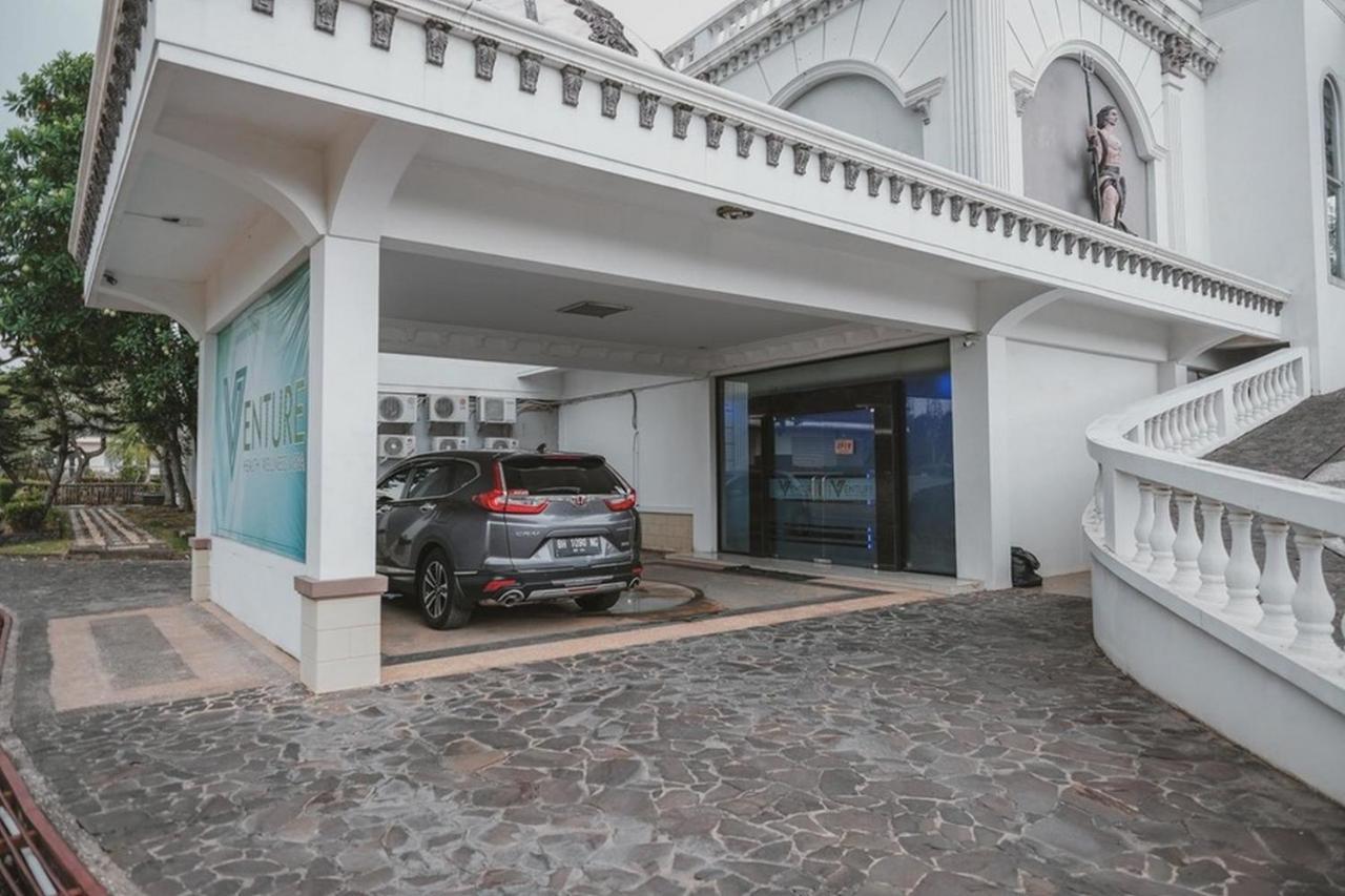 Reddoorz Premium @ Jalan Pal 10 Jambi Exterior foto