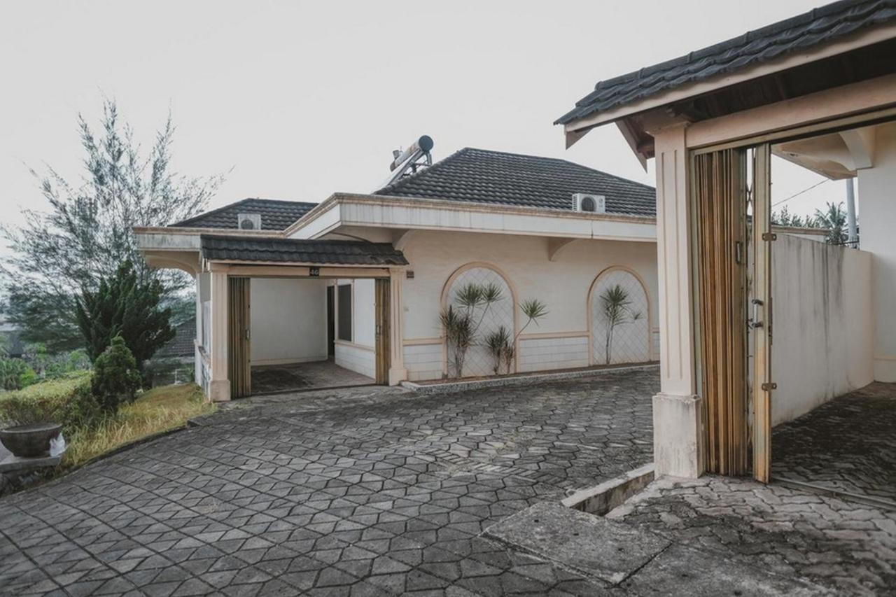 Reddoorz Premium @ Jalan Pal 10 Jambi Exterior foto